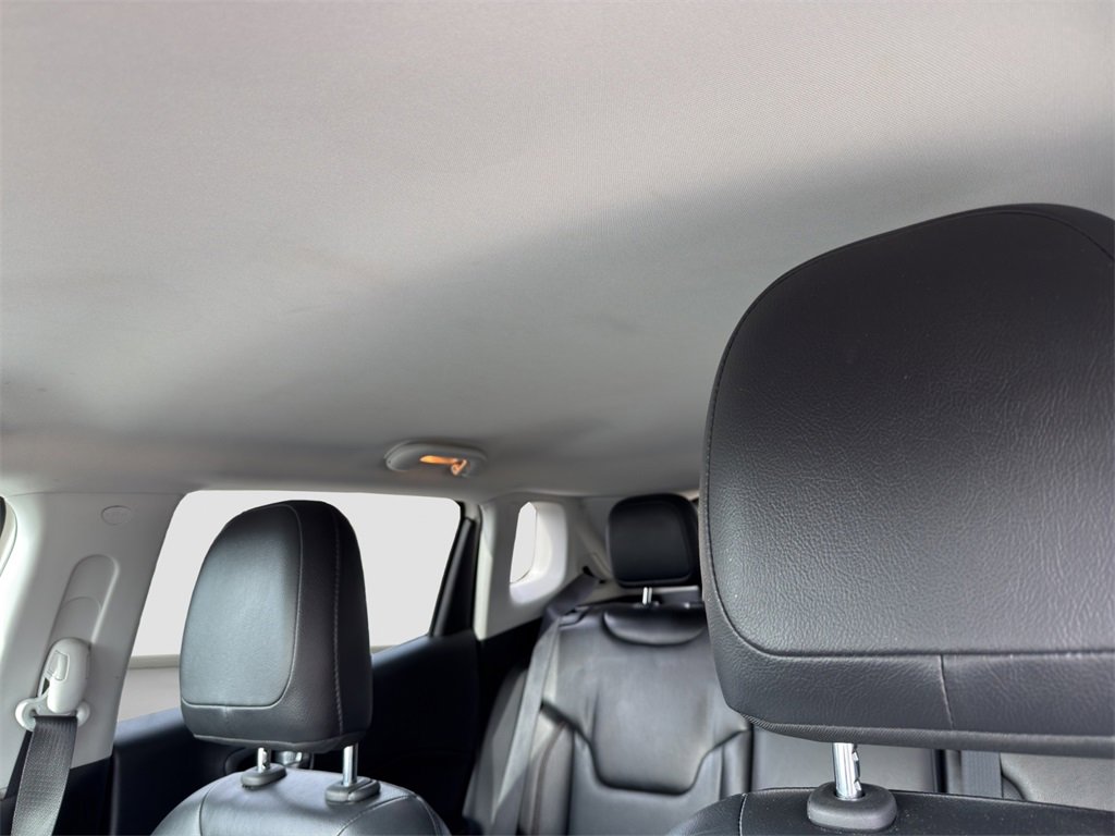 Used 2018 Jeep Compass Limited w/ Navigation Group image 6