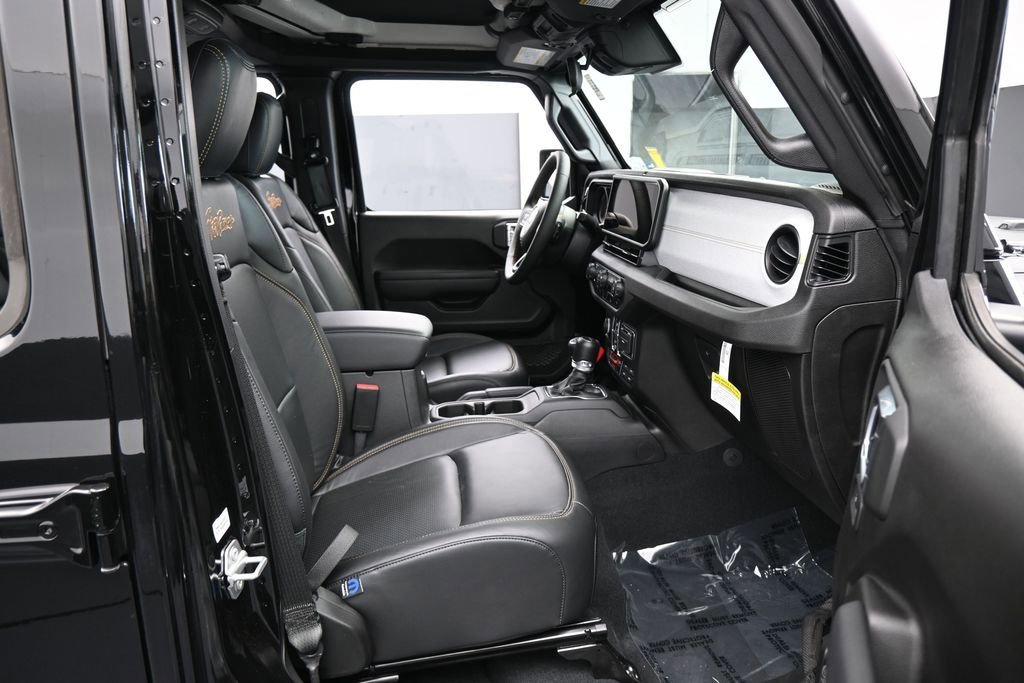 Used 2024 Jeep Gladiator Sport AWD/4WD image 37