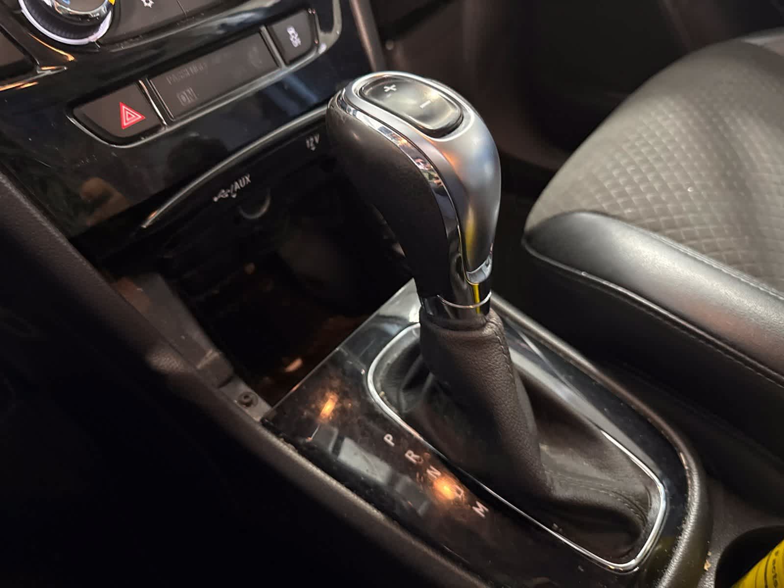 Used 2020 Buick Encore Preferred FWD image 20