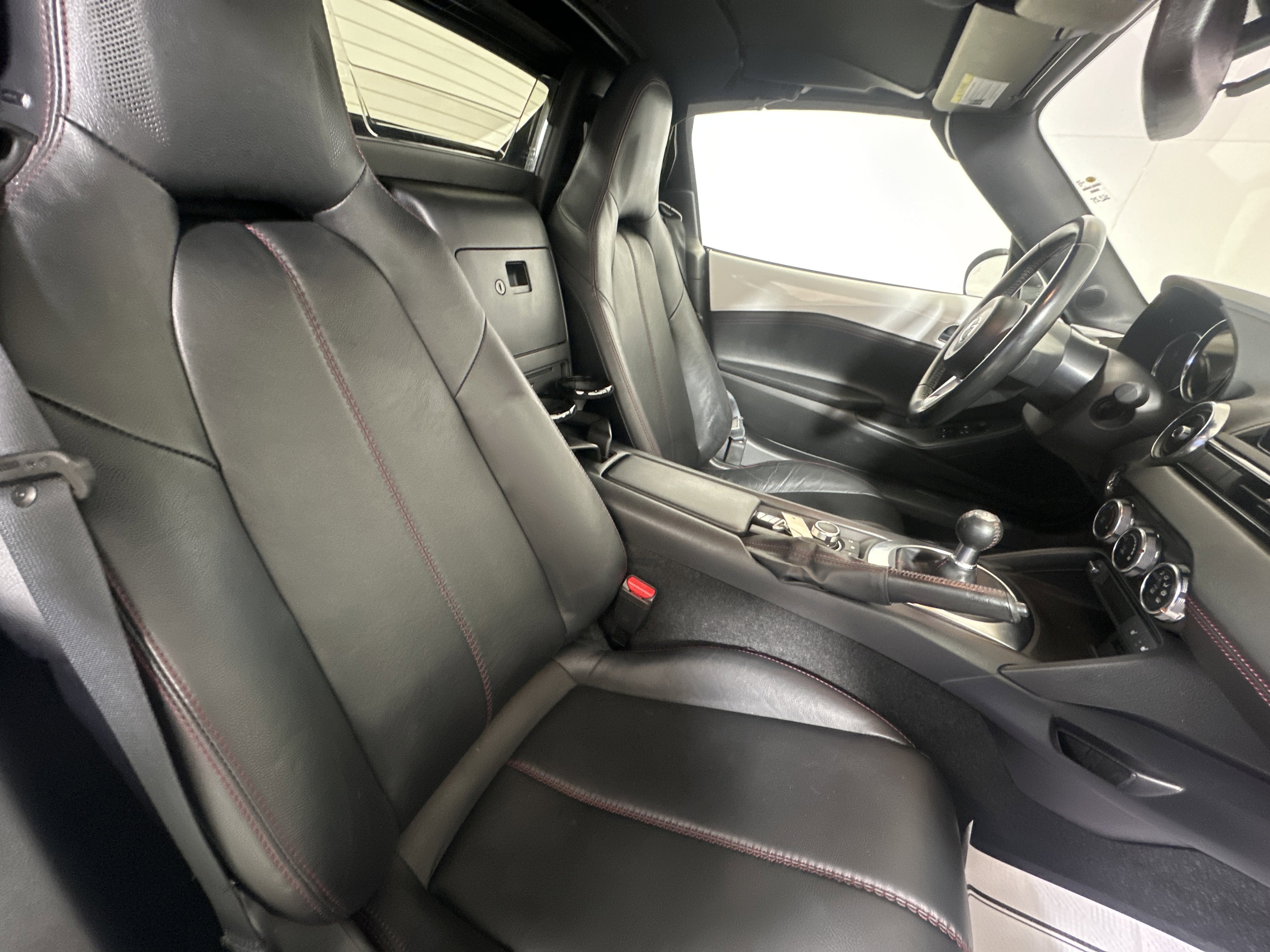 Used 2017 MAZDA MX-5 Miata RF Grand Touring image 20