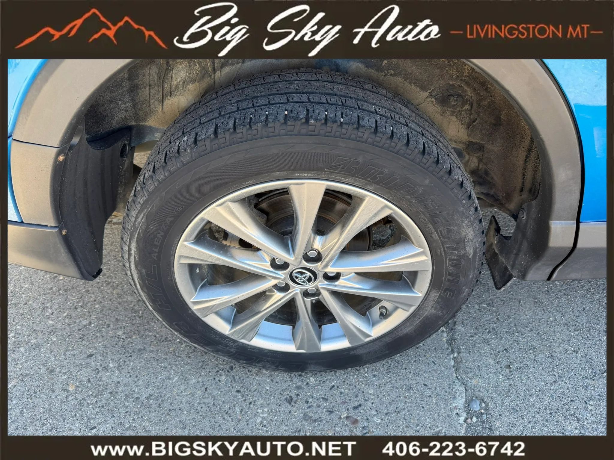 Used 2016 Toyota RAV4 Limited image 9