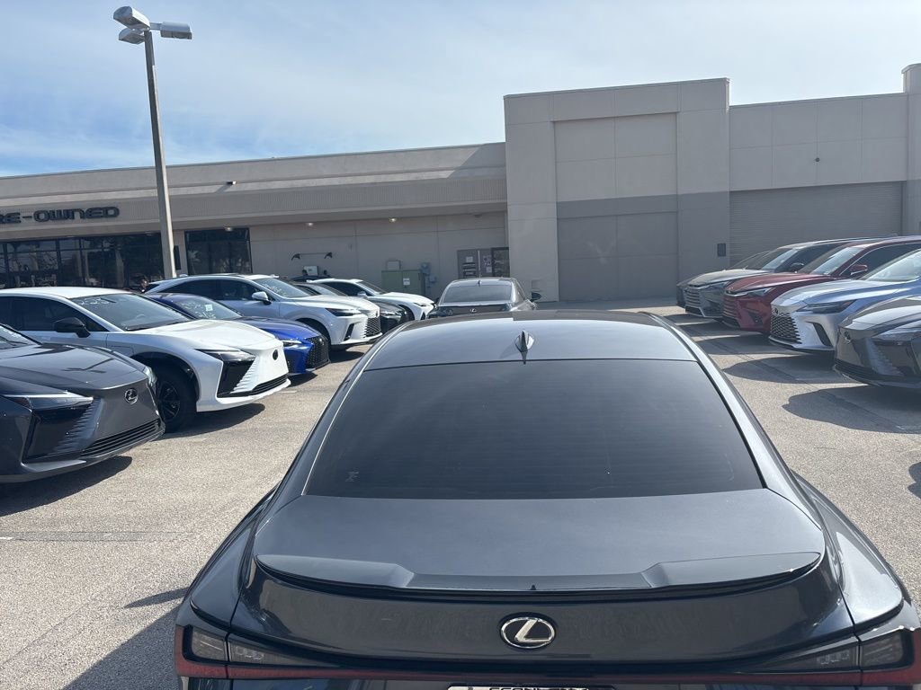 Used 2023 Lexus IS 350 F Sport w/ Memory Package image 7