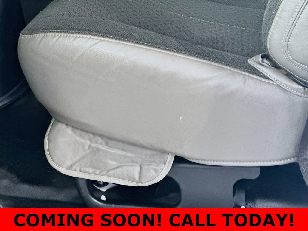 Used 2024 Chevrolet Express 2500 w/ Driver Convenience Package image 22