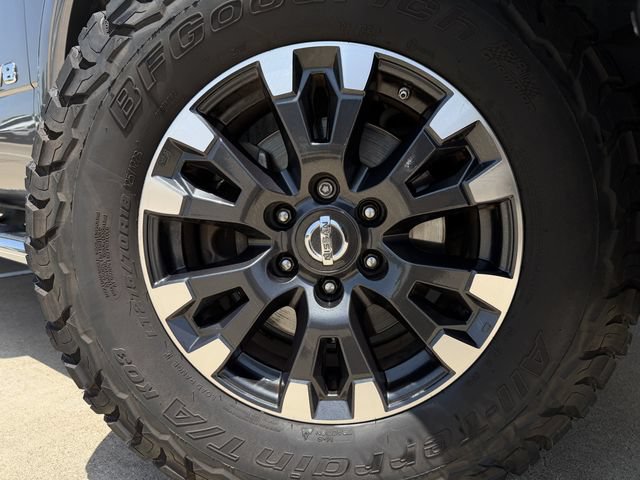 Used 2019 Nissan Titan PRO-4X w/ Pro-4x Convenience Package AWD/4WD image 10