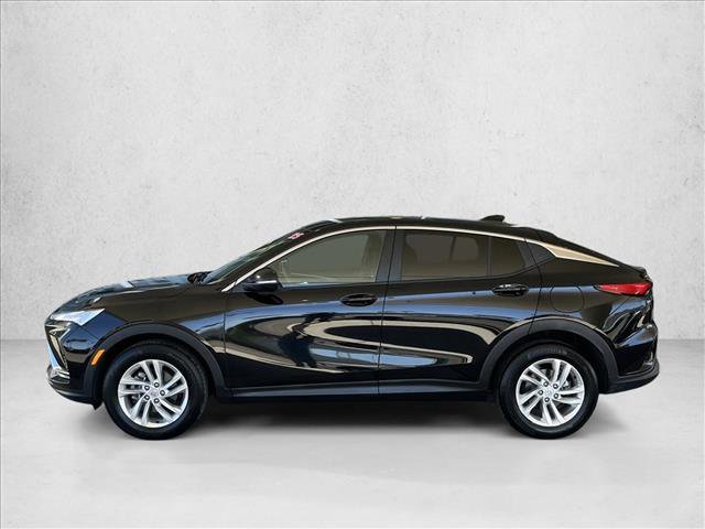 Used 2025 Buick Envista Preferred image 2