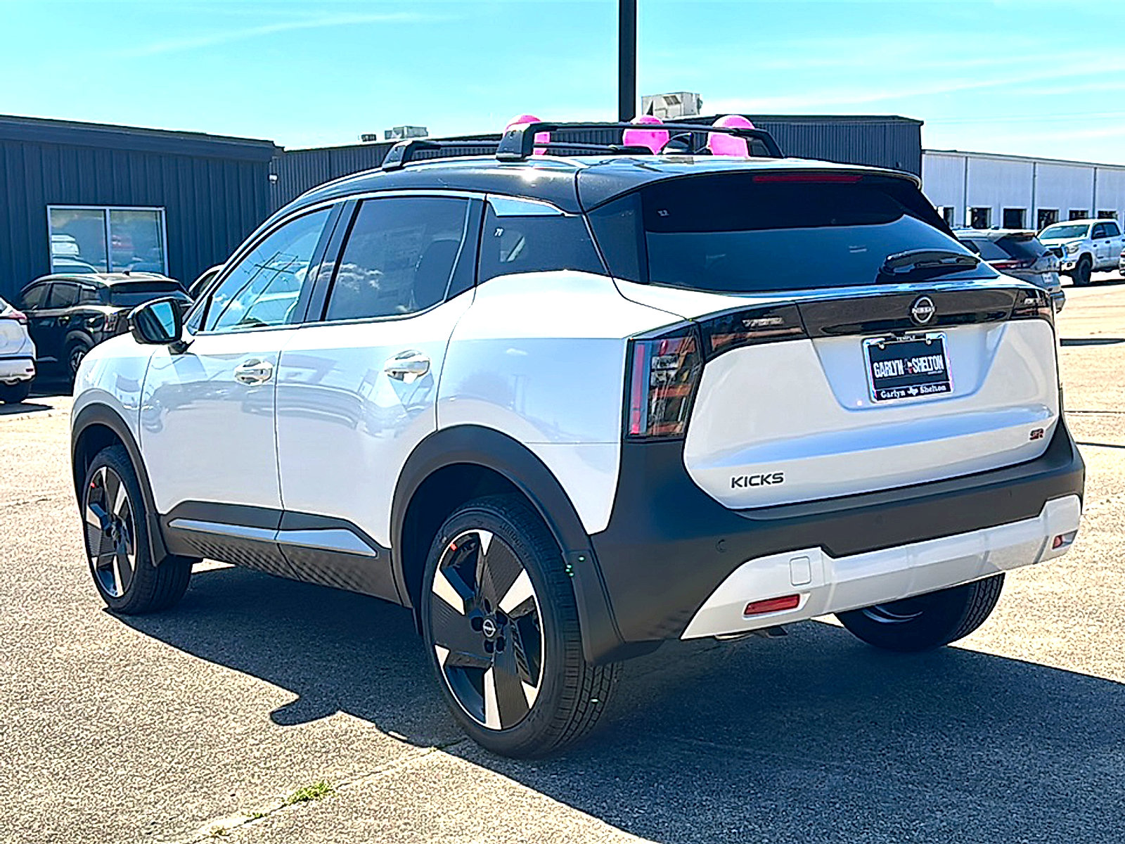 New 2026 Nissan Kicks SR image 6