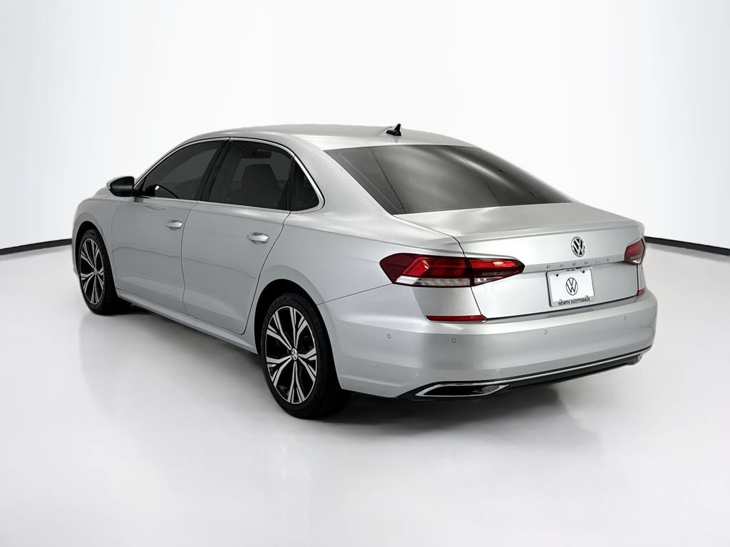 Used 2020 Volkswagen Passat 2.0T SEL FWD image 7