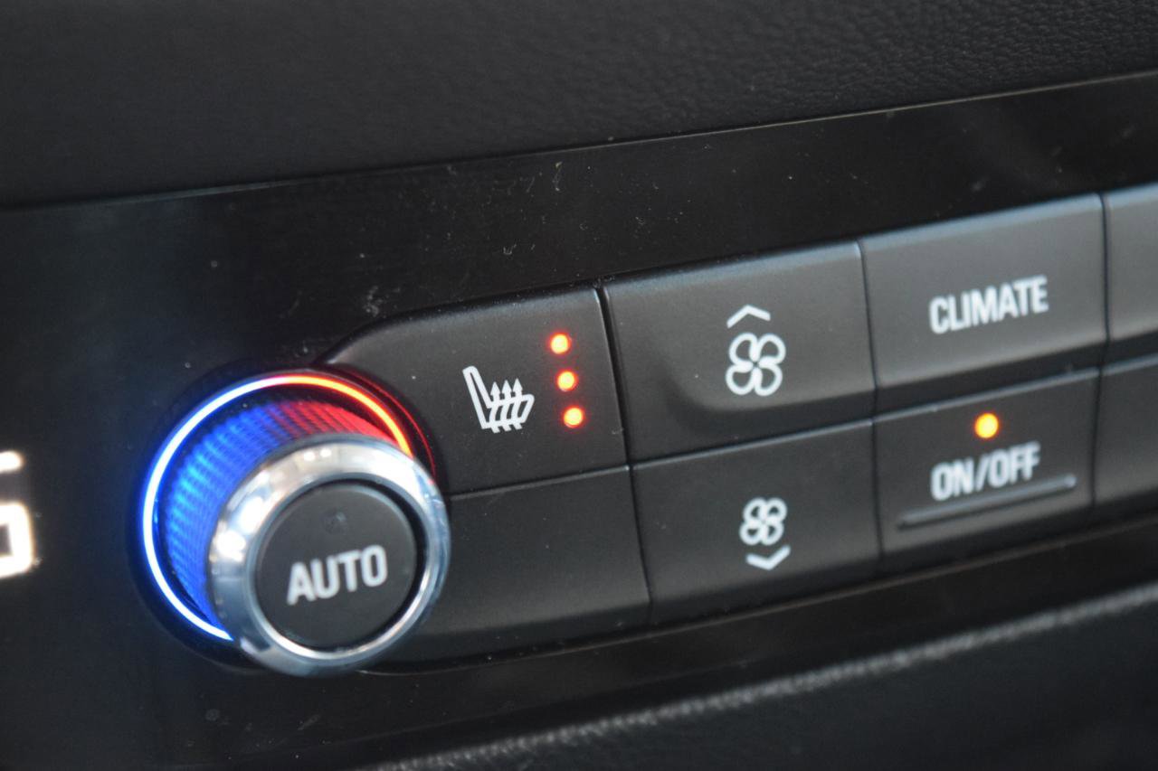 Used 2020 Buick Enclave Essence w/ Trailering Package, 5000 lbs. image 31