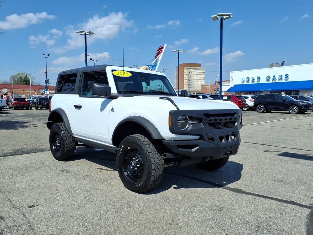Used 2023 Ford Bronco Black Diamond AWD/4WD image 3