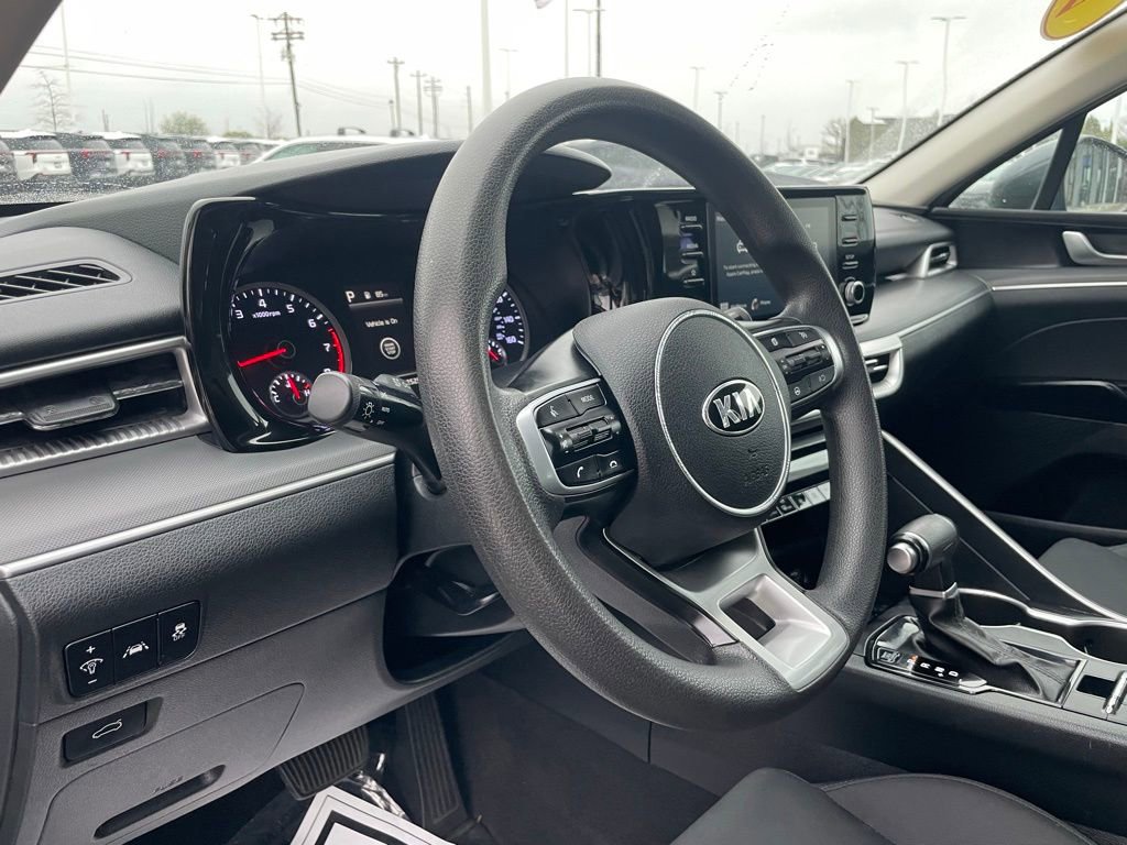 Used 2021 Kia K5 LXS FWD image 9
