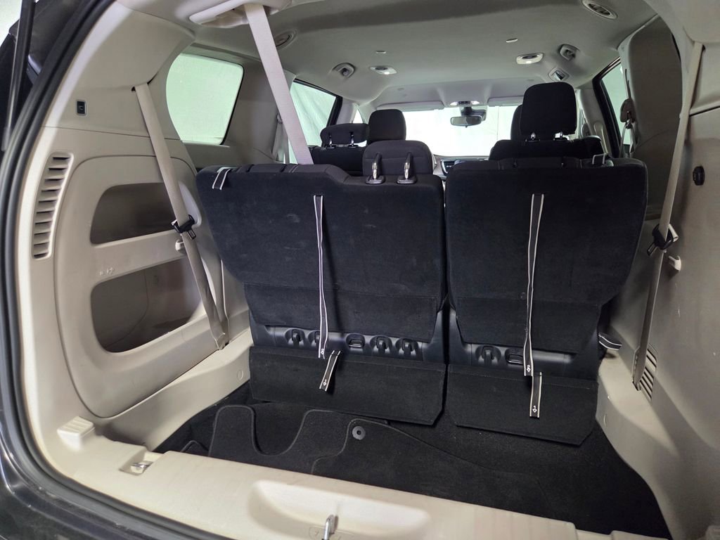 Used 2023 Chrysler Voyager LX FWD image 24