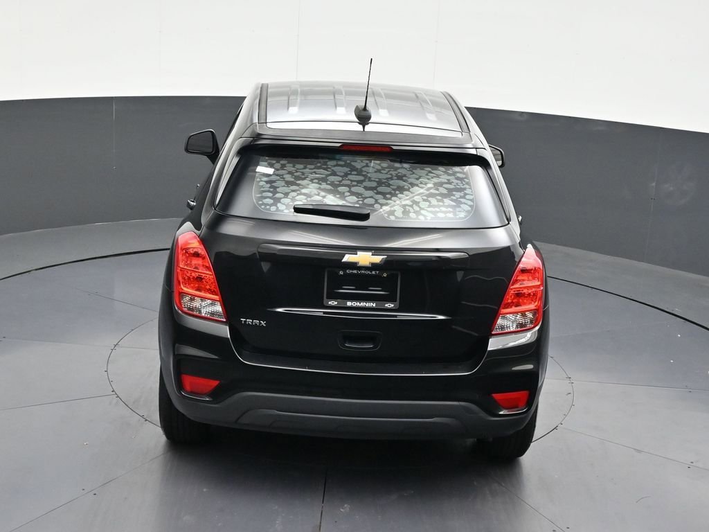 Used 2020 Chevrolet Trax LS FWD image 18