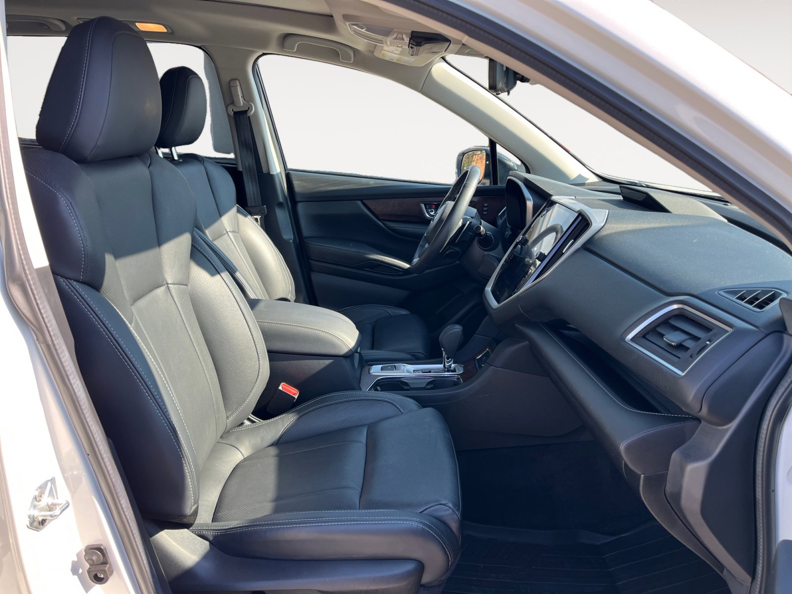 Certified 2024 Subaru Ascent Touring AWD/4WD image 16