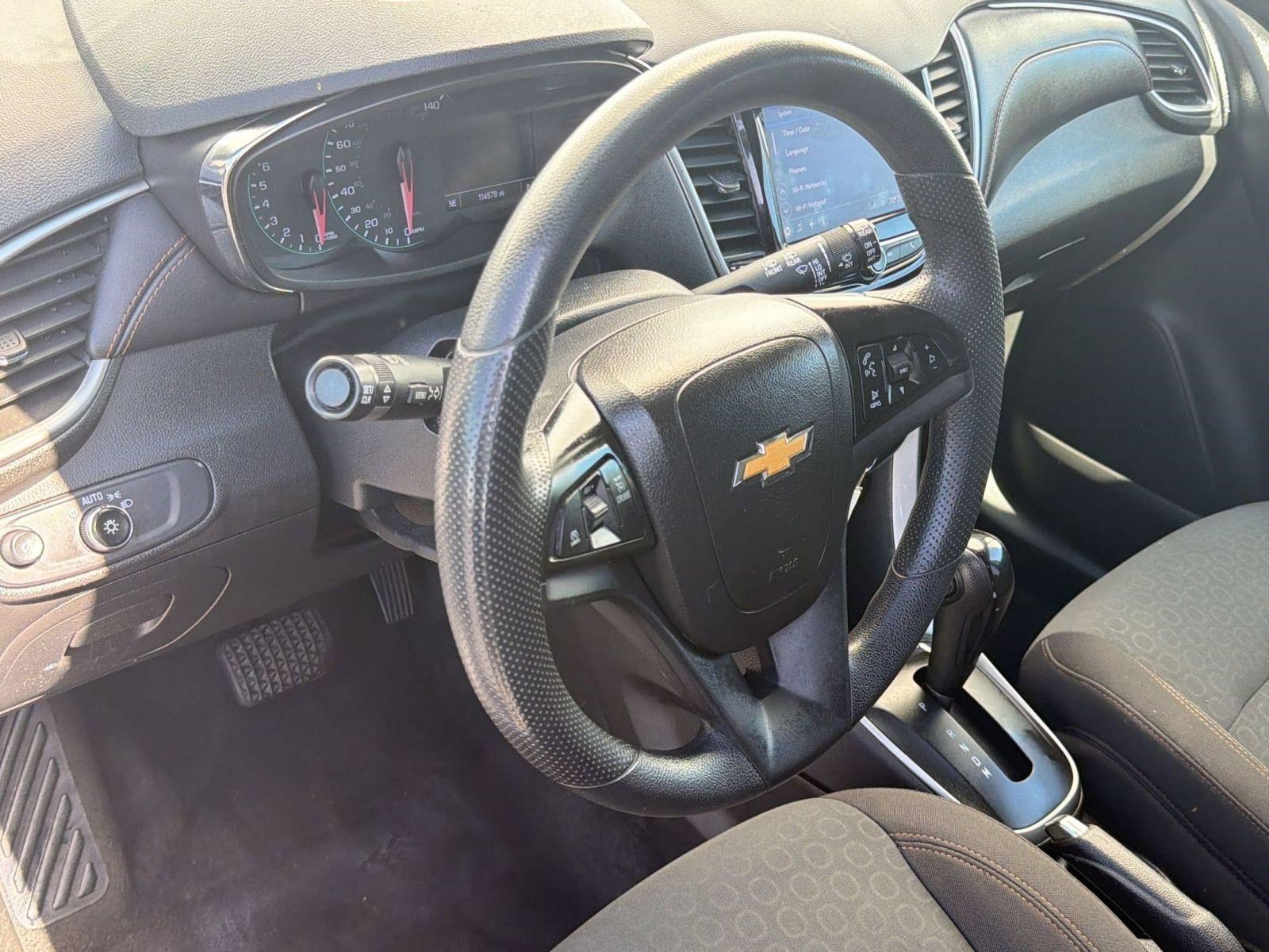 Used 2020 Chevrolet Trax LS w/ Tint and Cruise Package FWD image 4