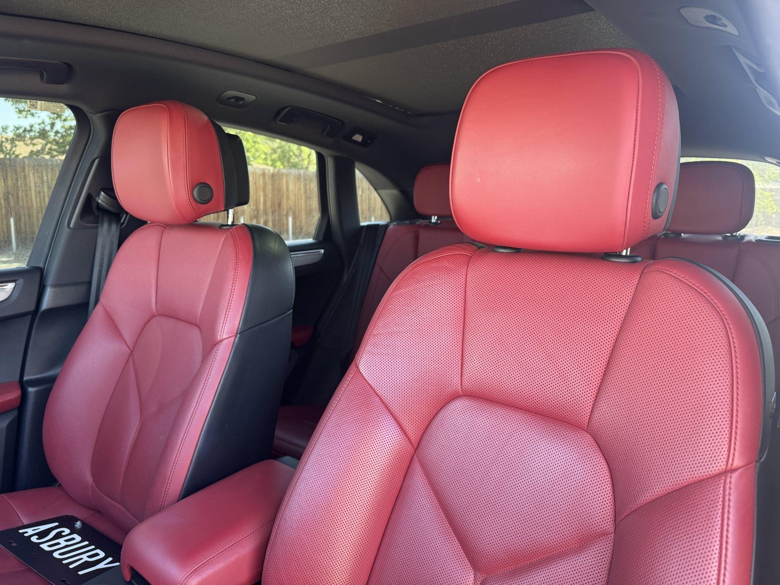 Used 2020 Porsche Macan S w/ Premium Package Plus AWD/4WD image 19