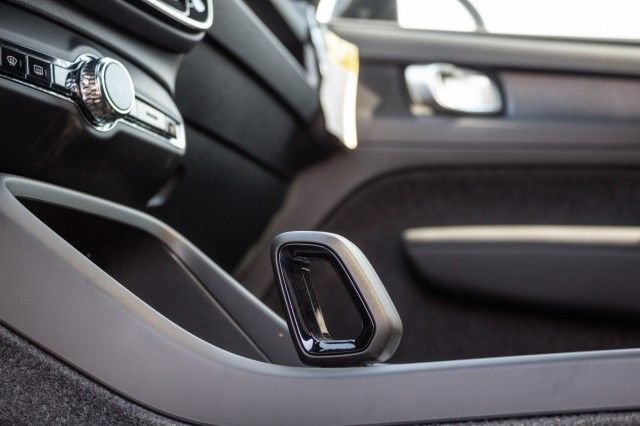 Used 2024 Volvo C40 P8 Recharge Plus w/ Climate Package image 23