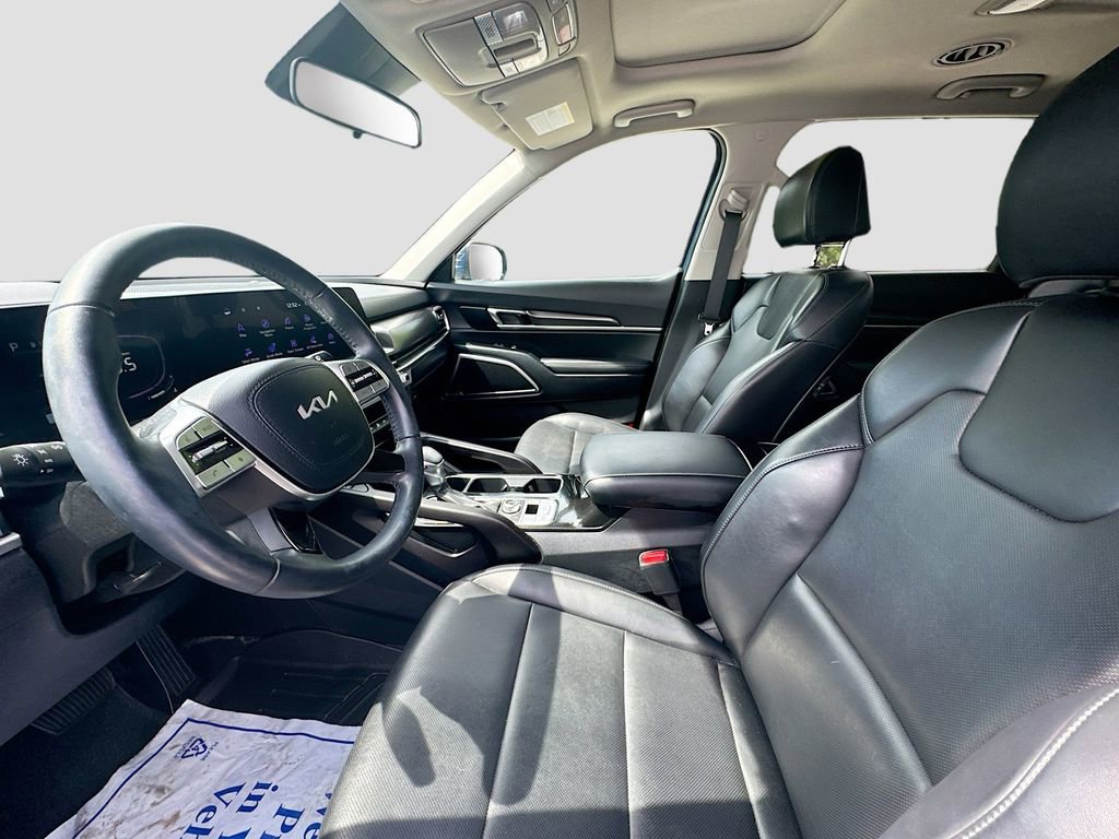 Certified 2024 Kia Telluride S w/ S Sunroof Package AWD/4WD image 23