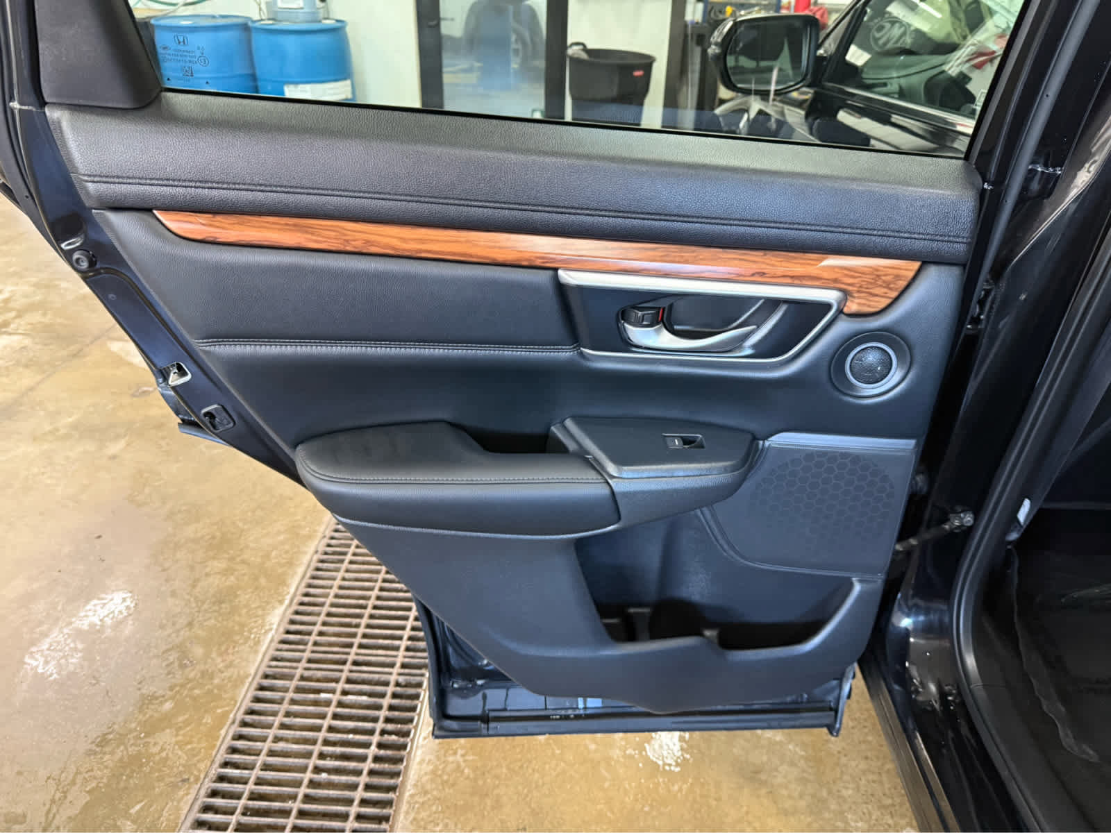 Used 2022 Honda CR-V EX-L image 23