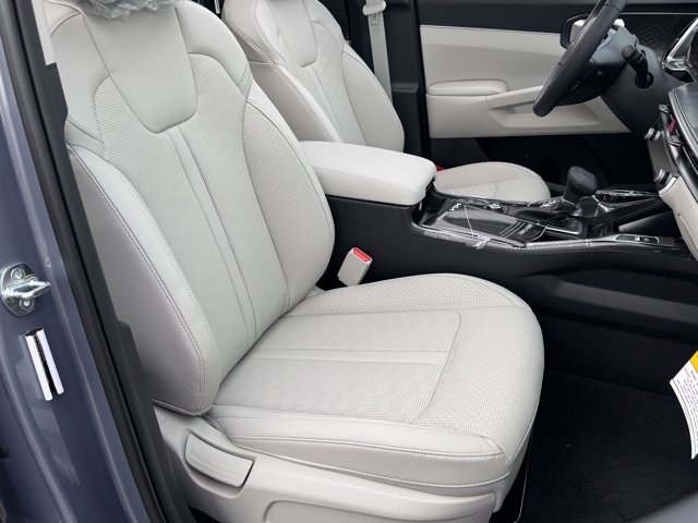 New 2025 Kia Sorento S w/ Panoramic Sunroof Package image 9