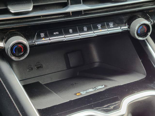Used 2024 Chevrolet Traverse Z71 w/ LPO, Floor Liner Package AWD/4WD image 21