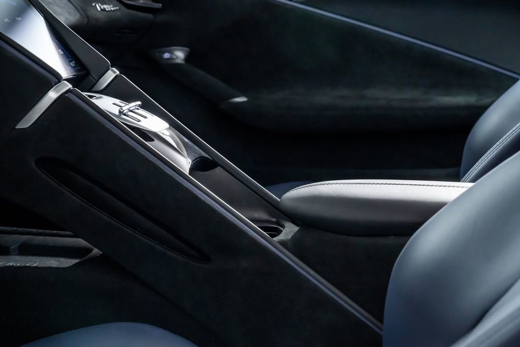 Used 2025 Ferrari Roma Spider RWD image 6