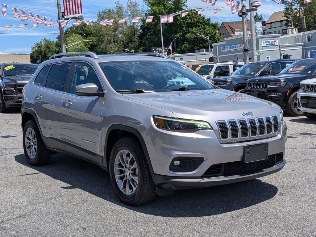 Certified 2021 Jeep Cherokee Latitude Lux w/ Sun & Sound Group AWD/4WD image 4