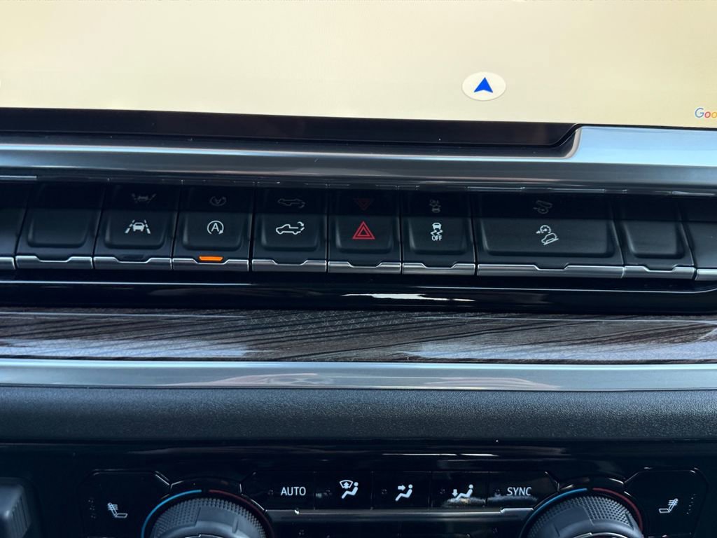 Used 2025 Chevrolet Silverado 1500 LT Trail Boss w/ Convenience Package II image 17