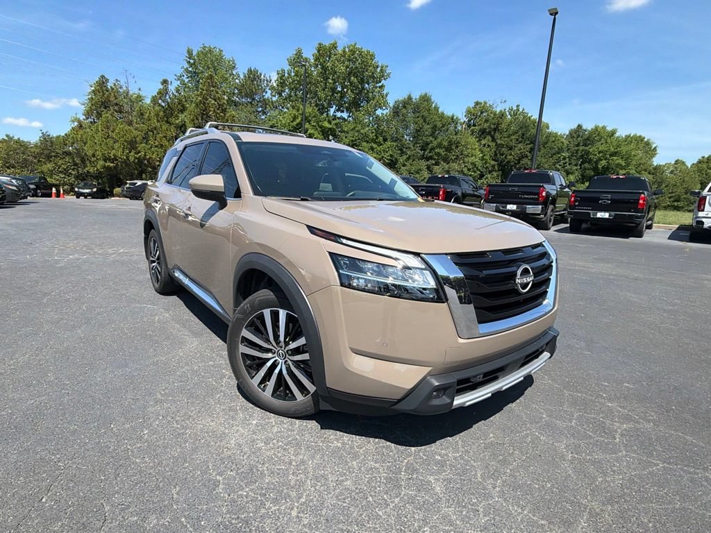 Used 2023 Nissan Pathfinder Platinum