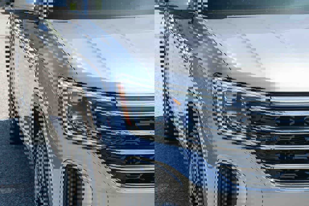 Used 2024 Volkswagen Atlas SE FWD image 4