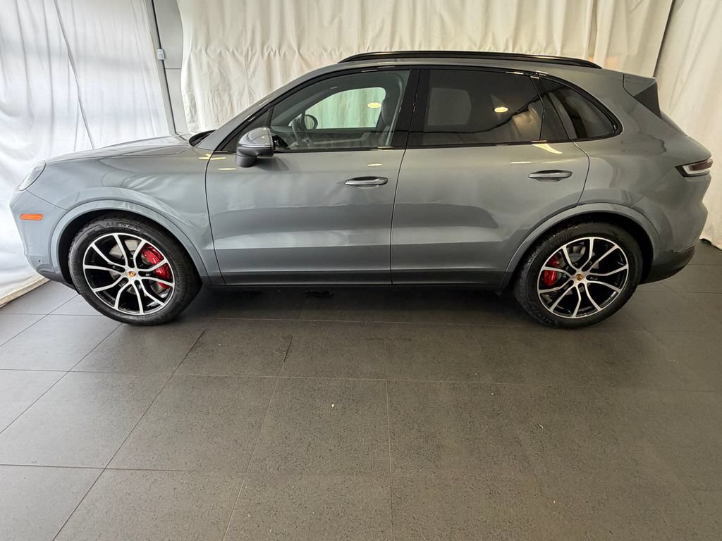 New 2026 Porsche Cayenne S AWD/4WD image 2