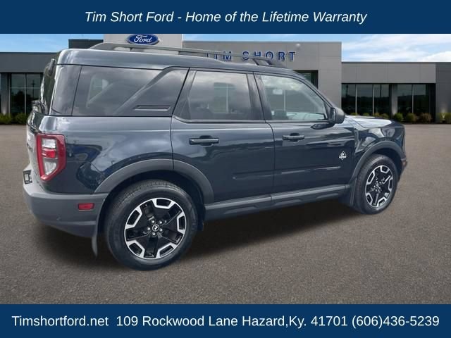 Used 2023 Ford Bronco Sport Outer Banks w/ Tech Package AWD/4WD image 4