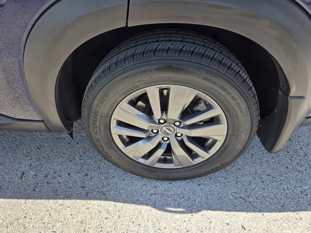 Used 2022 Nissan Pathfinder S FWD image 4