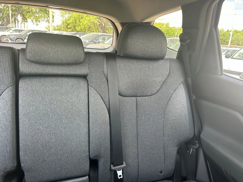 Used 2023 Hyundai Santa Fe SE AWD/4WD image 13