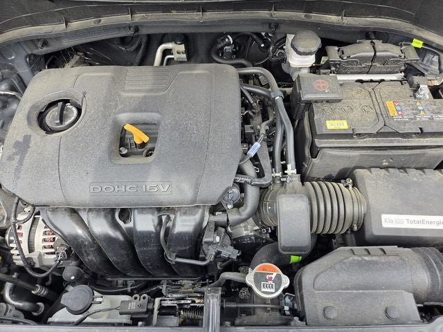 Used 2025 Kia Soul LX w/ LX Technology Package FWD image 17