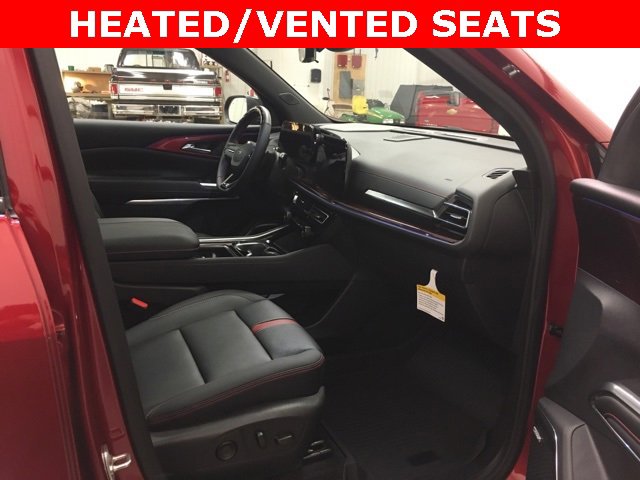 Used 2024 Chevrolet Traverse RS w/ LPO, Floor Liner Package image 15