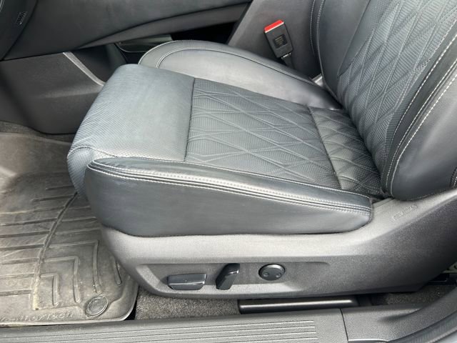 Used 2023 Nissan Rogue Platinum w/ Platinum Premium Package image 22