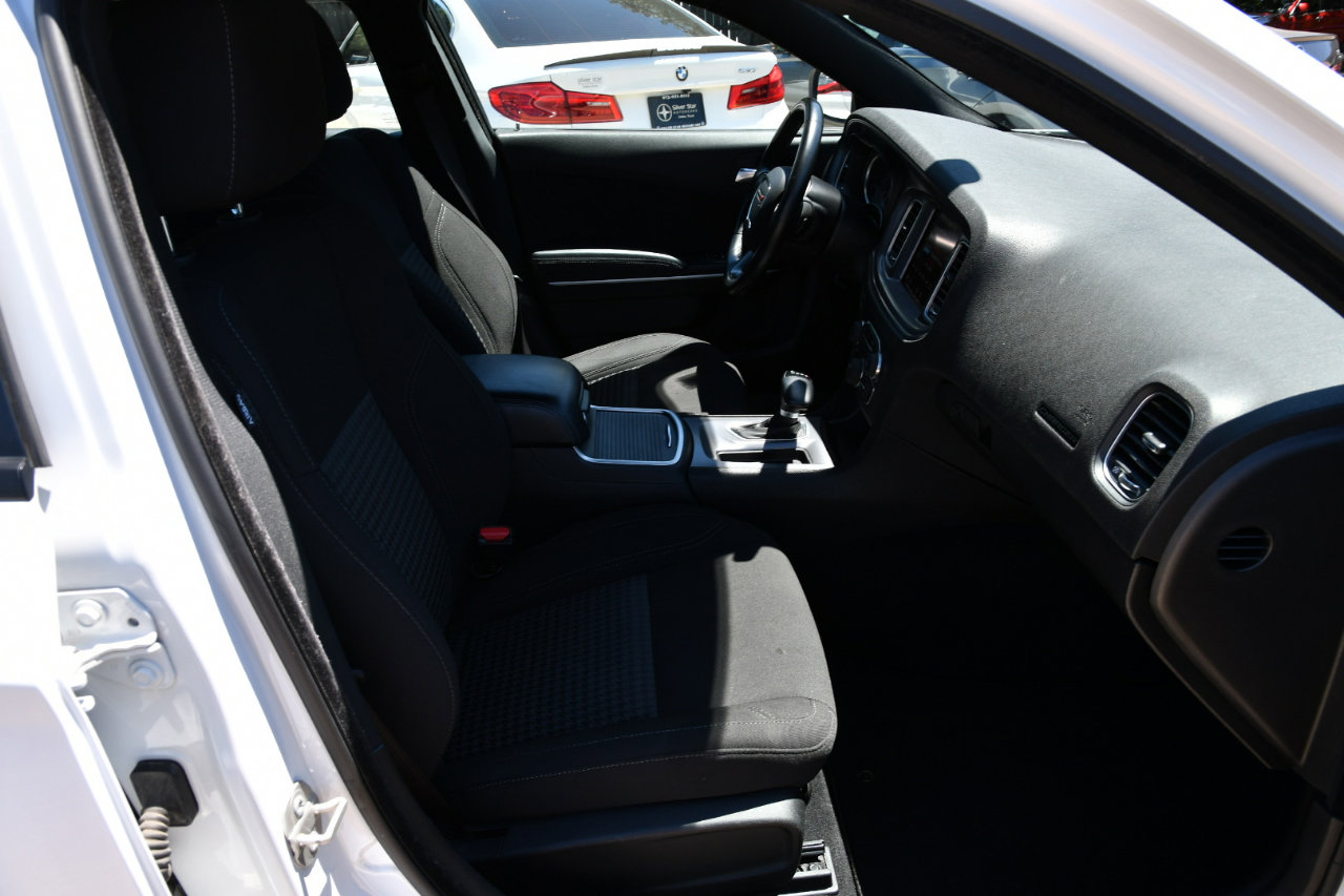 Used 2023 Dodge Charger SXT image 28