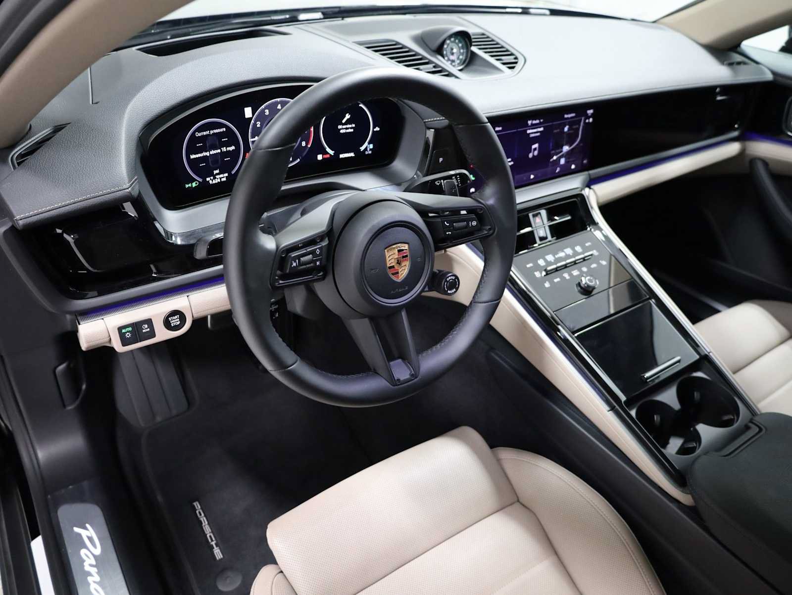 Certified 2026 Porsche Panamera RWD image 4