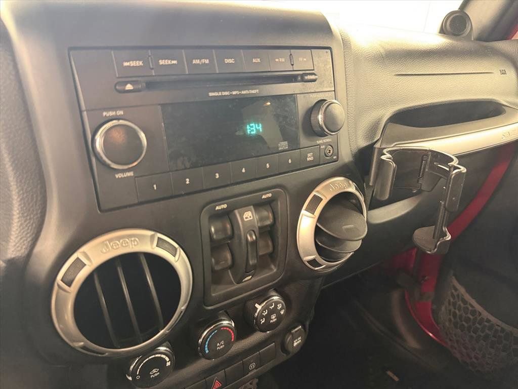 Used 2012 Jeep Wrangler Unlimited Sahara w/ Dual Top Group image 22