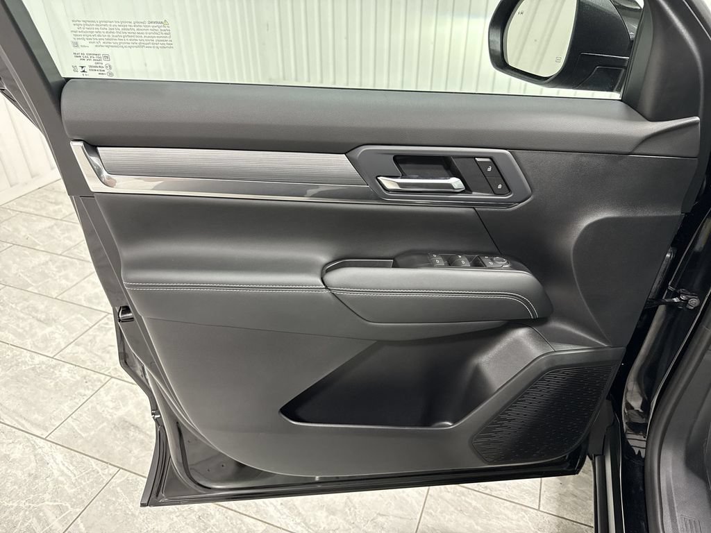 New 2027 GMC Terrain Elevation w/ LPO, Floor Liner Package FWD image 23