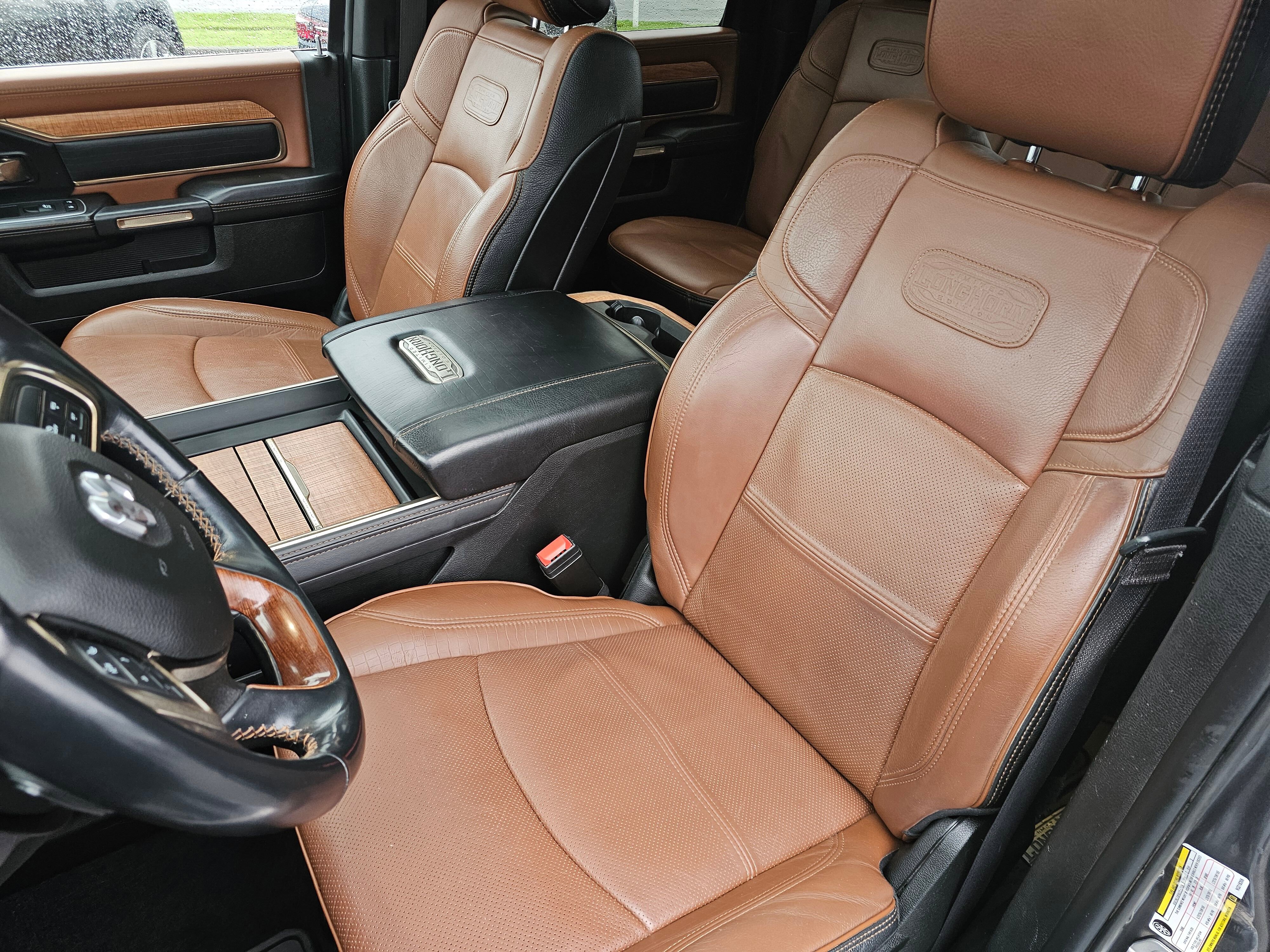Used 2022 RAM 3500 Limited image 22