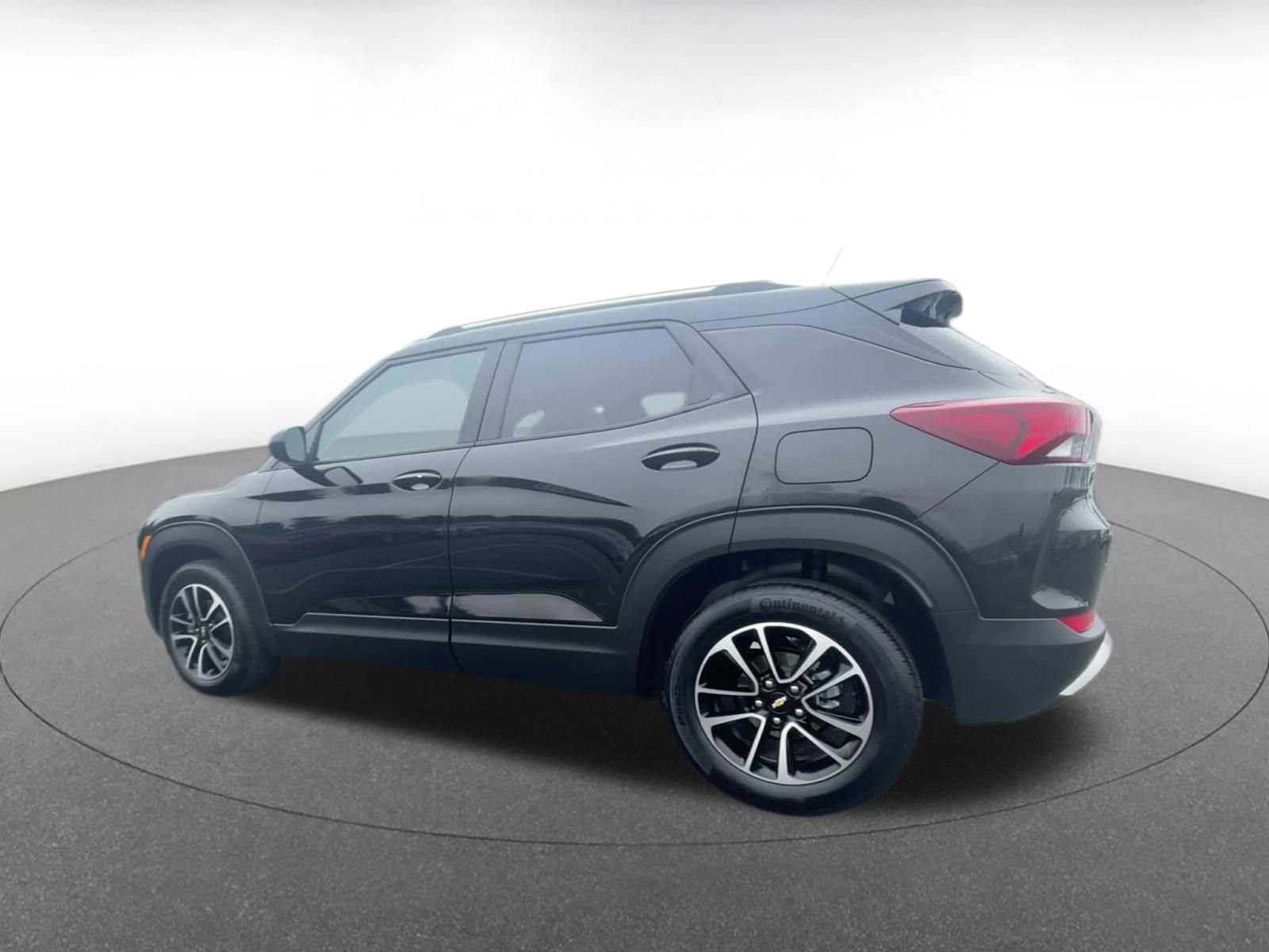 Used 2025 Chevrolet TrailBlazer LT image 10