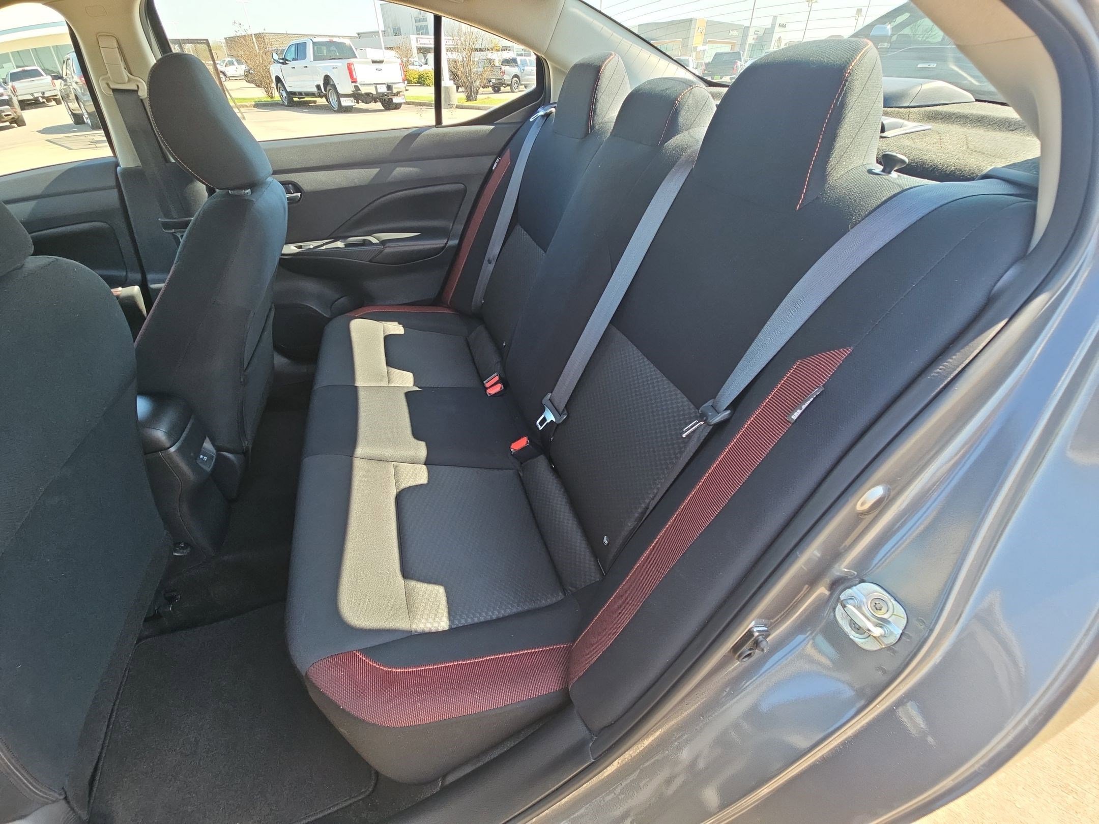 Used 2024 Nissan Versa SR image 27