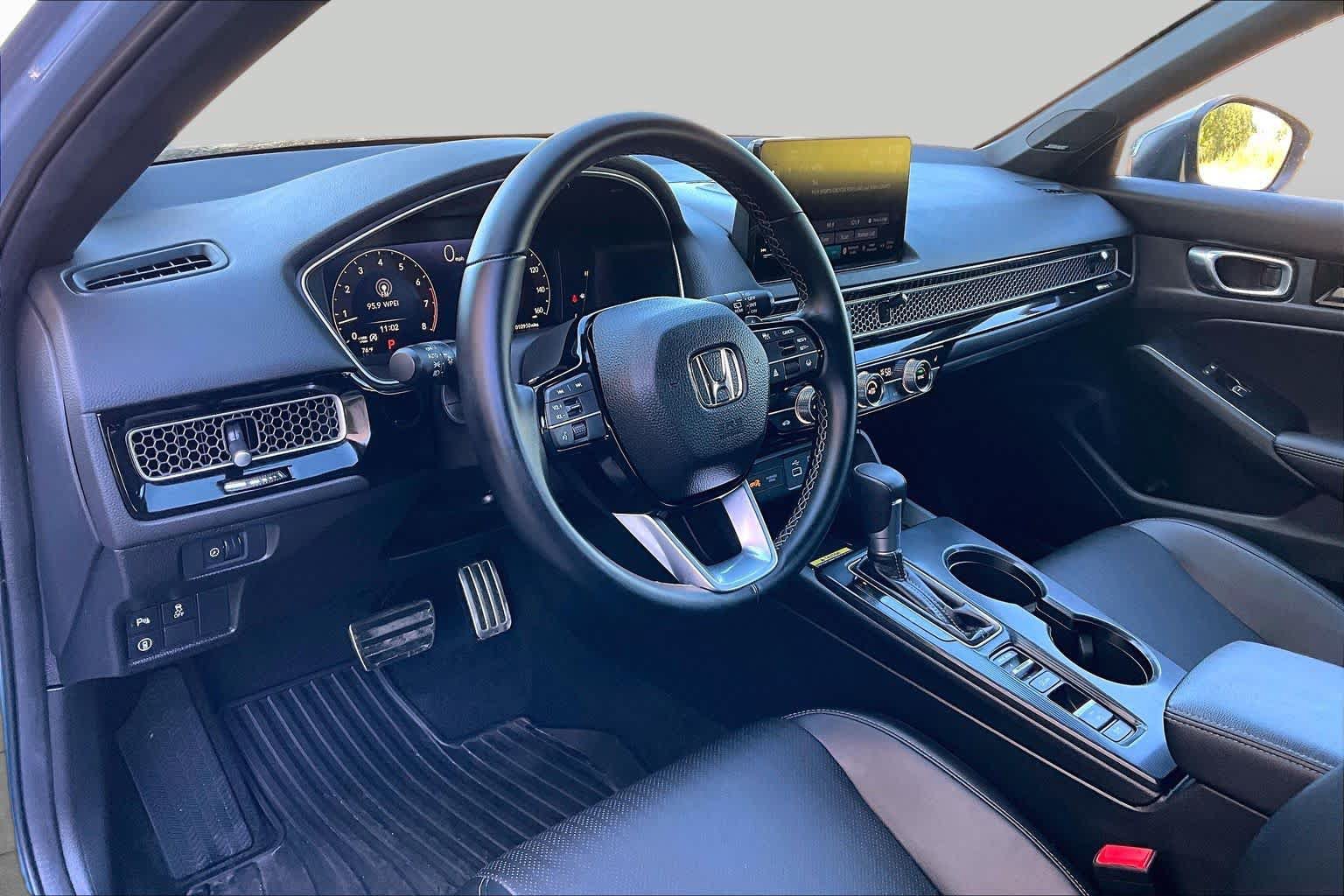 Used 2024 Honda Civic Sport Touring image 18