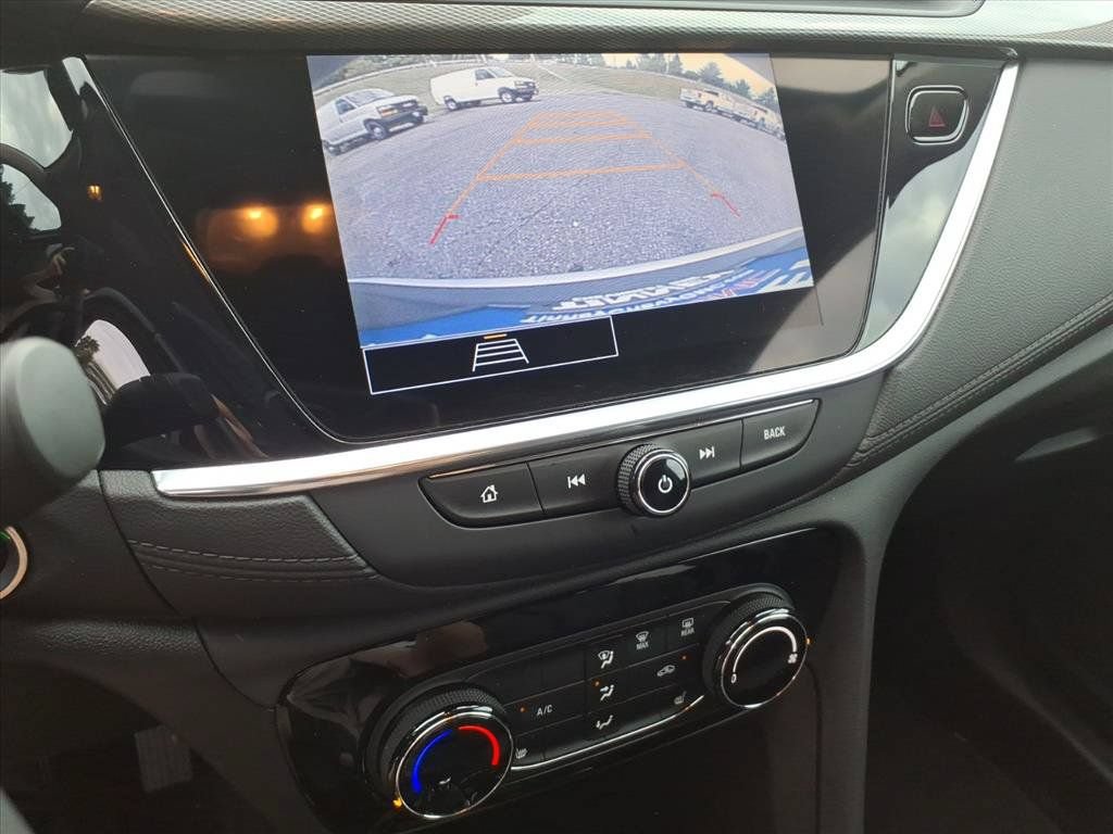 Used 2023 Buick Encore GX Preferred w/ Cold Weather Comfort Package FWD image 33