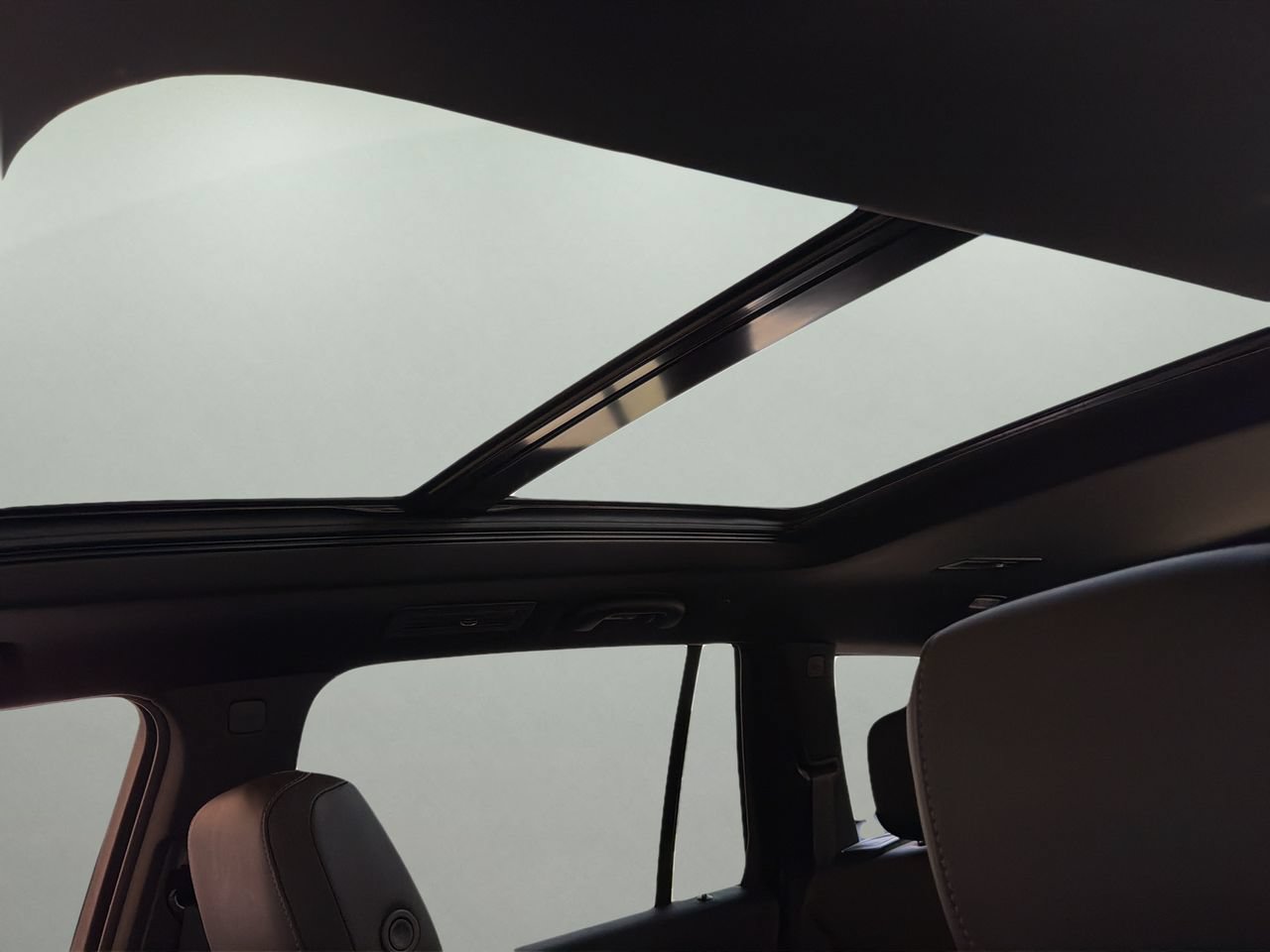 Certified 2023 Cadillac XT6 Premium Luxury FWD image 30