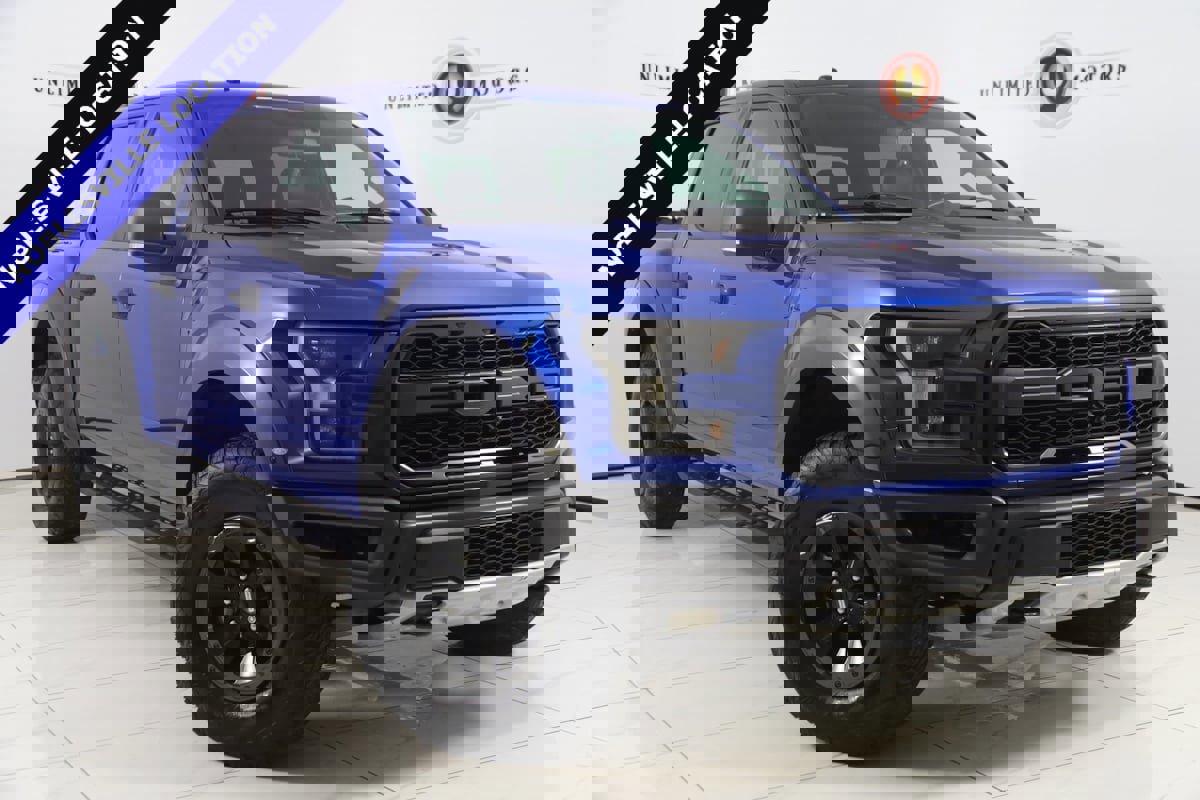 Used 2017 Ford F150 Raptor w/ Equipment Group 801A Mid