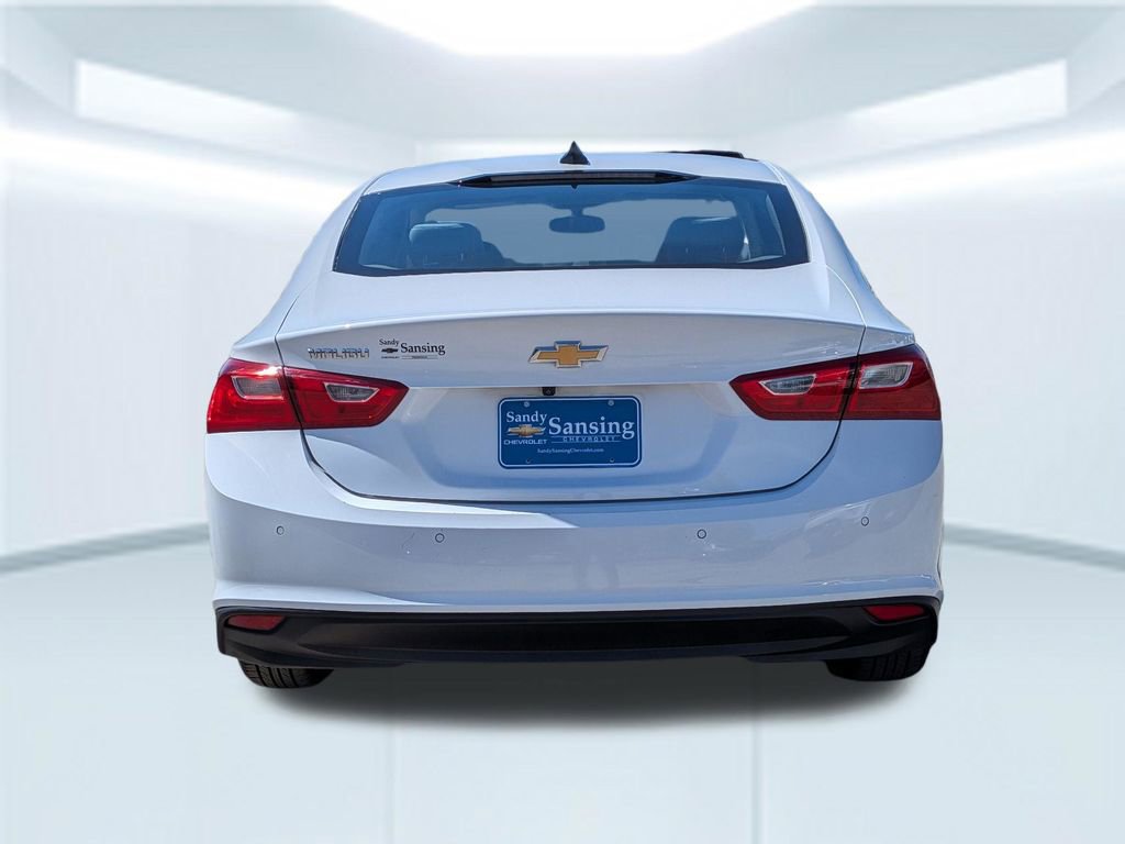 Used 2024 Chevrolet Malibu LS w/ Driver Confidence Package image 5