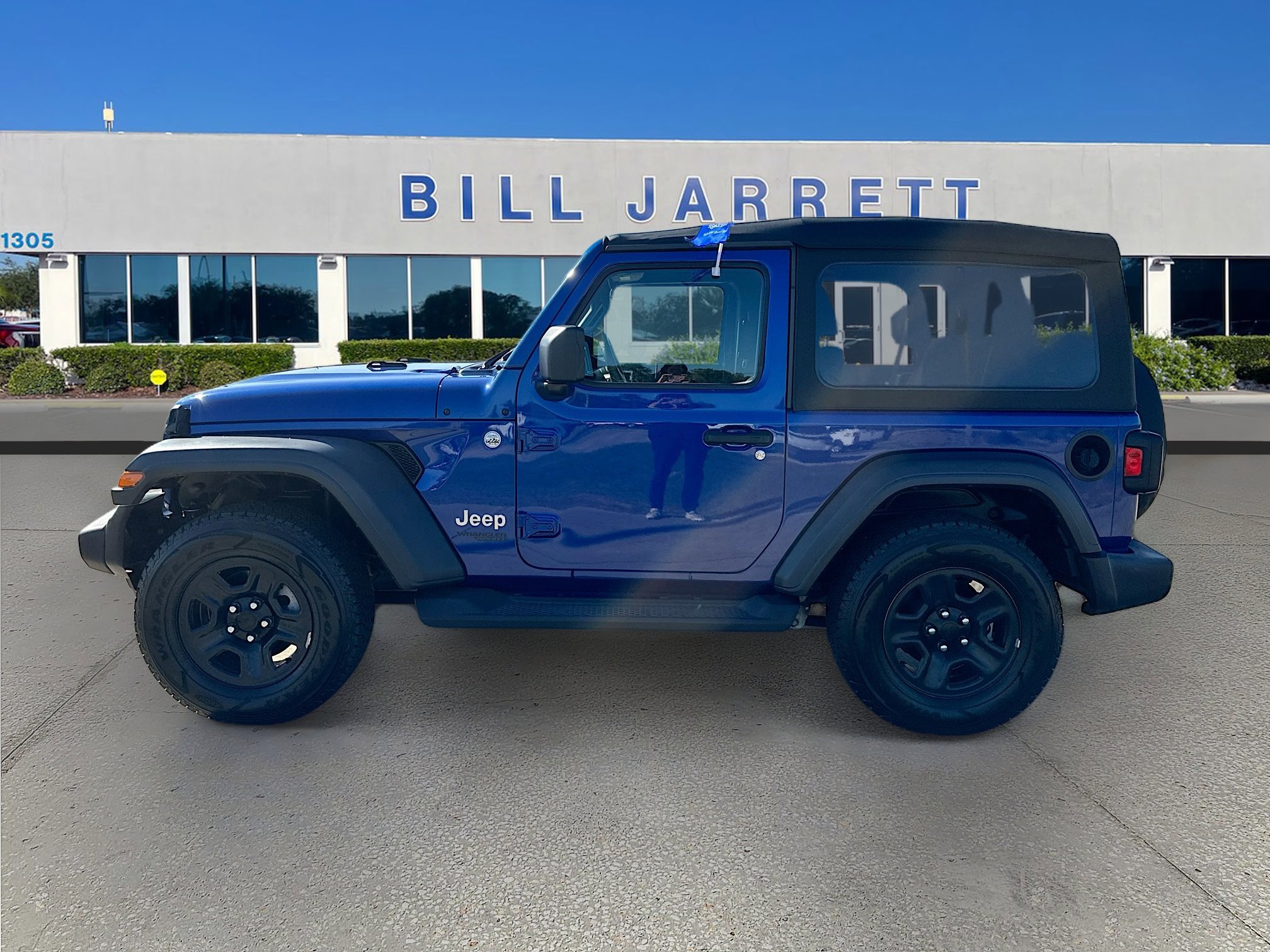 Used 2019 Jeep Wrangler Sport image 4