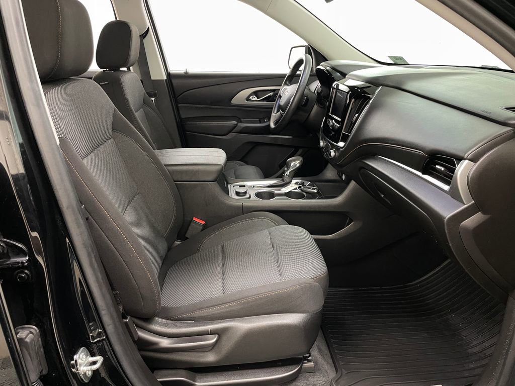 Certified 2021 Chevrolet Traverse LS image 34